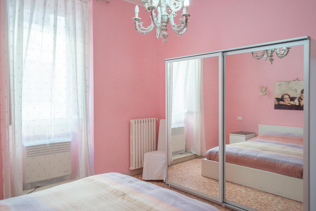 ローマFrattina De Luxeアパートメント エクステリア 写真